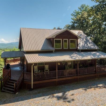 Pinecrest Lodge - Views In Aska Adventure Area บลูริดจ์ ภายนอก รูปภาพ