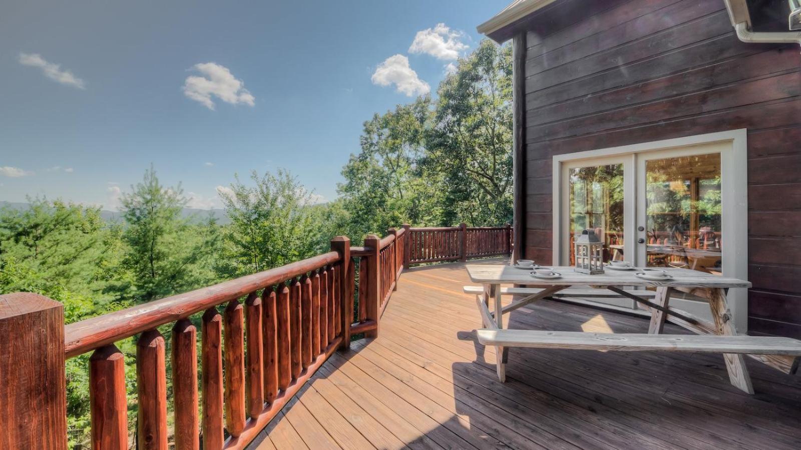 Pinecrest Lodge - Views In Aska Adventure Area บลูริดจ์ ภายนอก รูปภาพ